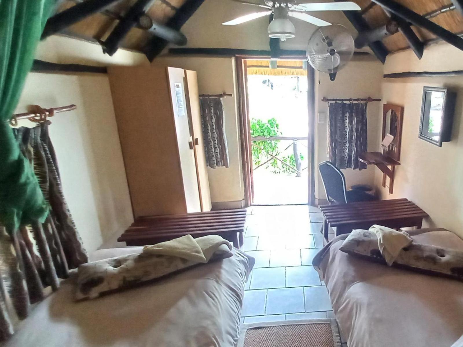 Ombinda Country Lodge Outjo Kamer foto