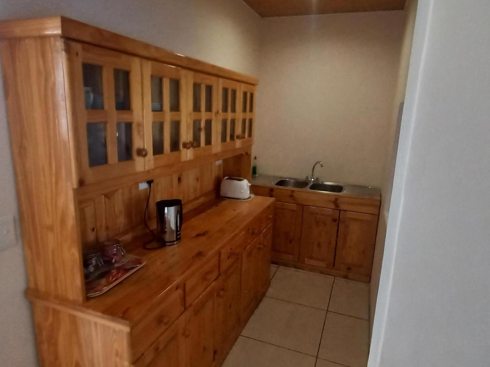 Ombinda Country Lodge Outjo Kamer foto
