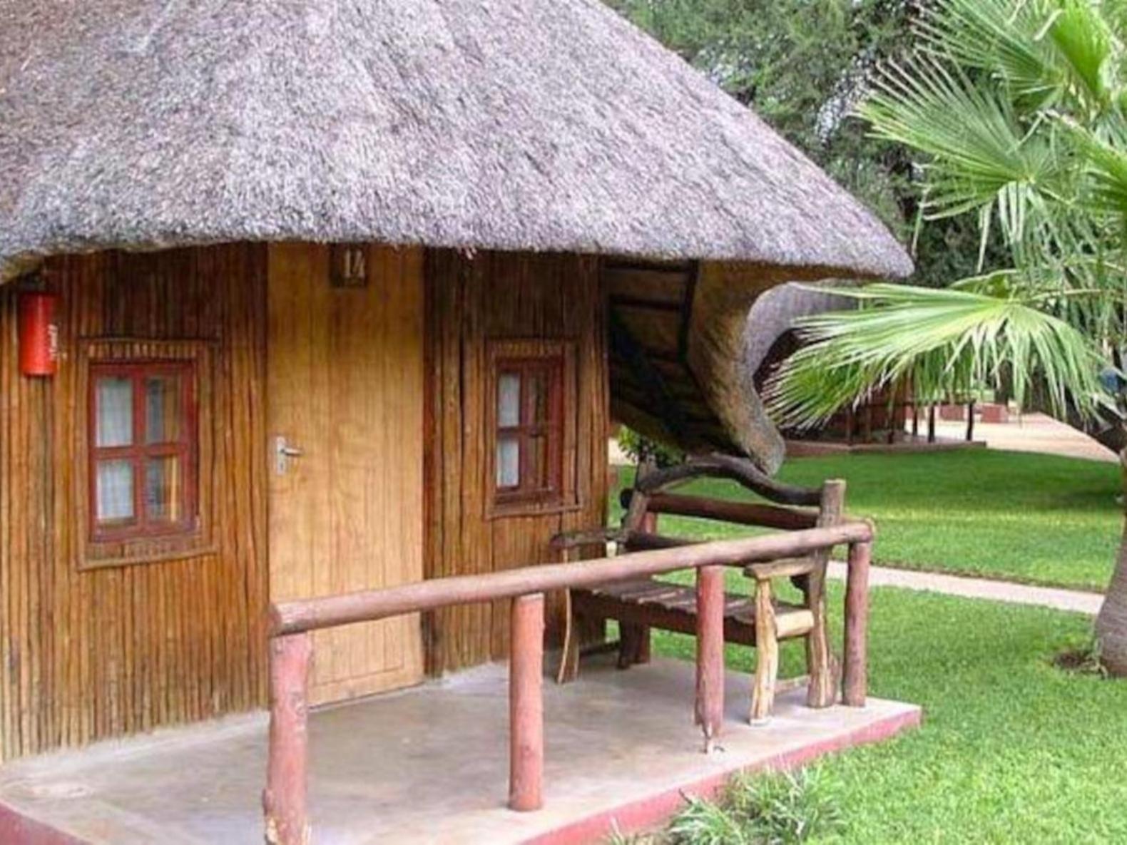 Ombinda Country Lodge Outjo Buitenkant foto